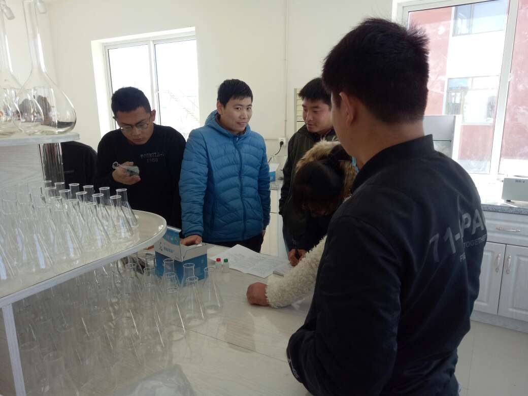  多多28在山东潍坊进行农药残留速测仪售后培训